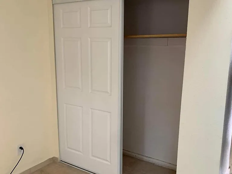 950 E G St #B — Photo 13