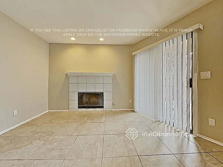 248 E Louise St — Photo 4