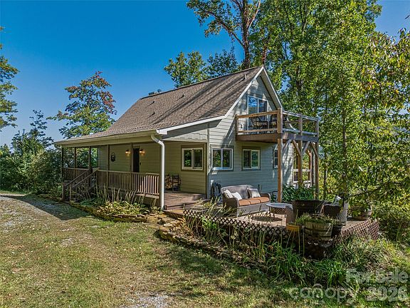3rd image of 382 Black Oak Cove Rd