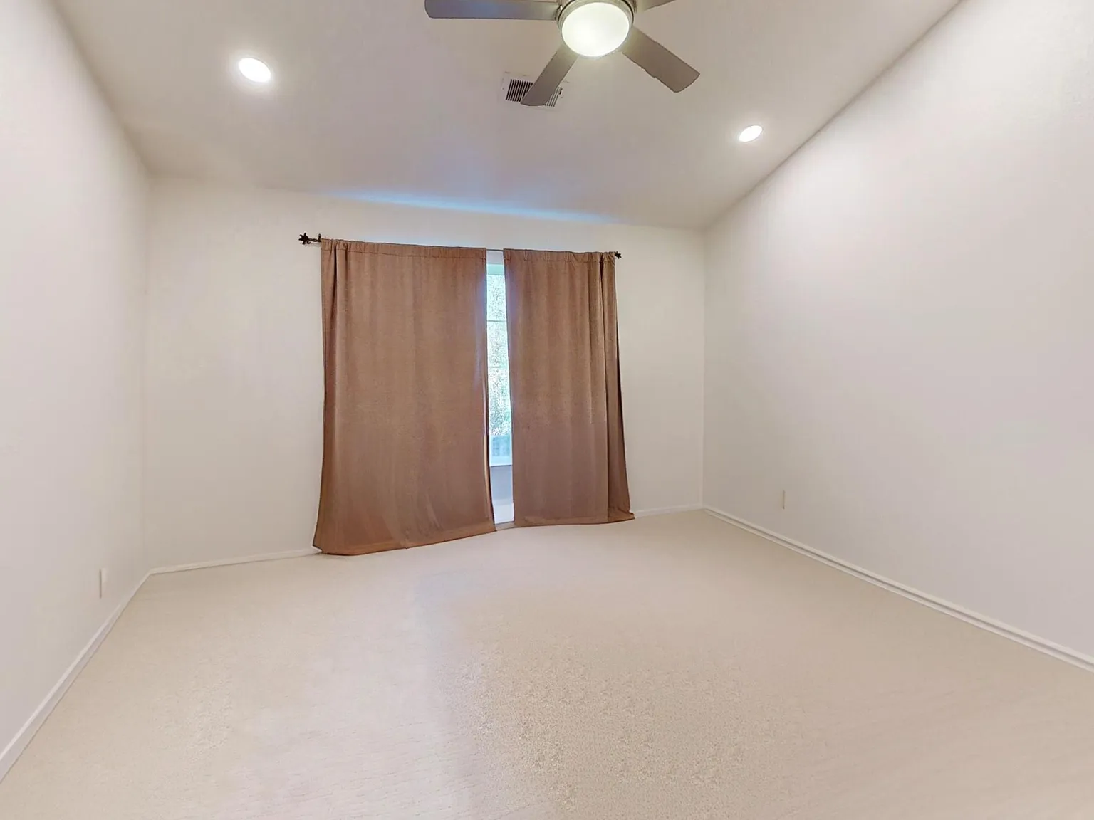 8200 East 8th Avenue - 1 — Photo 4