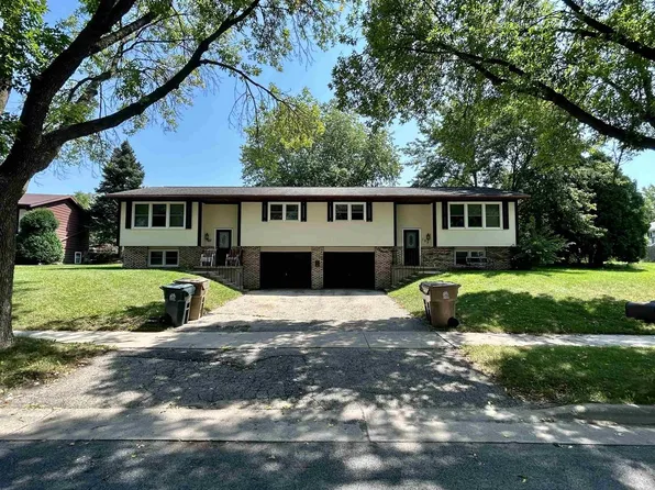 105-107 GEORGIANA Circle, Madison, WI 53716