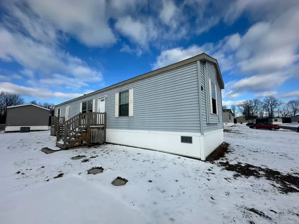 111 Cherry Hl, Flint, MI 48504