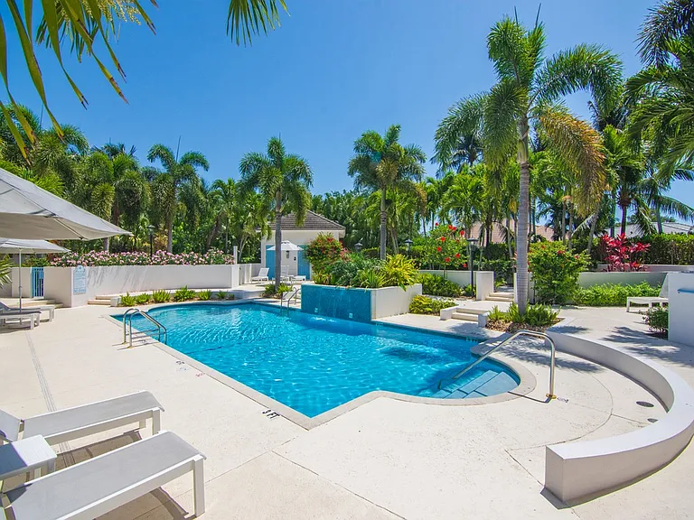 9013 Somerset Bay Ln #201 — Photo 37