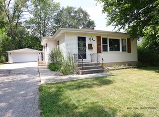 33626 N Greentree Rd, Grayslake, IL 60030