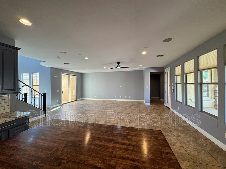 20933 W Cora Vis — Photo 10