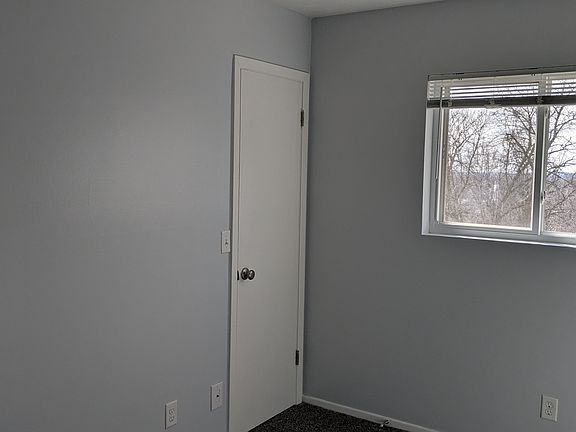 2nd image of 304 W 19th Ave