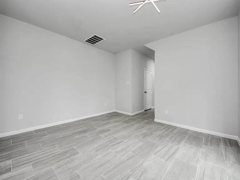 303 S Utah St — Photo 25