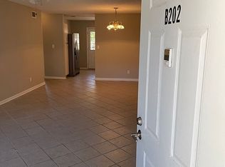 4344 Langley Ave #202, Pensacola, FL 32504