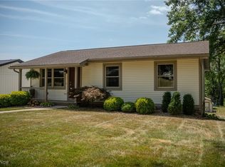 1330 Gotthard St SW, Sugarcreek, OH 44681