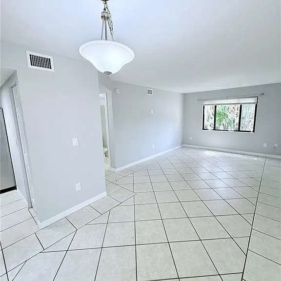 1420 Green Valley Cir #802 — Photo 4