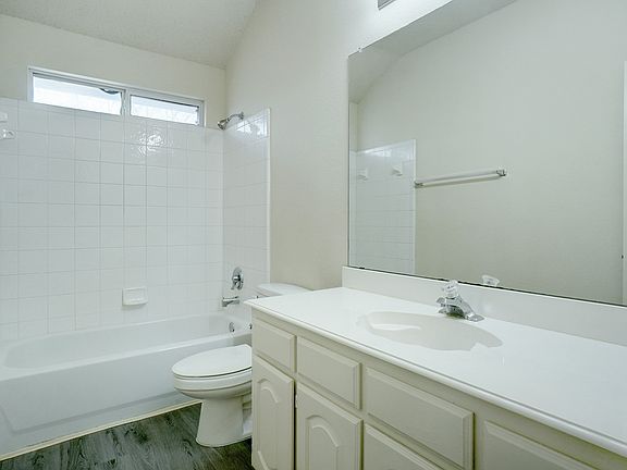 3rd image of 105 N Laurel Springs Dr