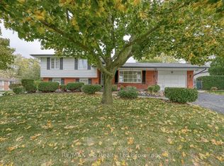 1 Golden Pl, Ingersoll, ON N5C3N5