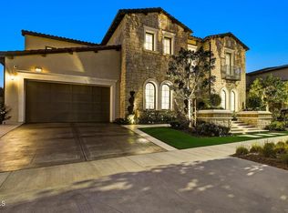 10901 Cartwright Dr, Chatsworth, CA 91311