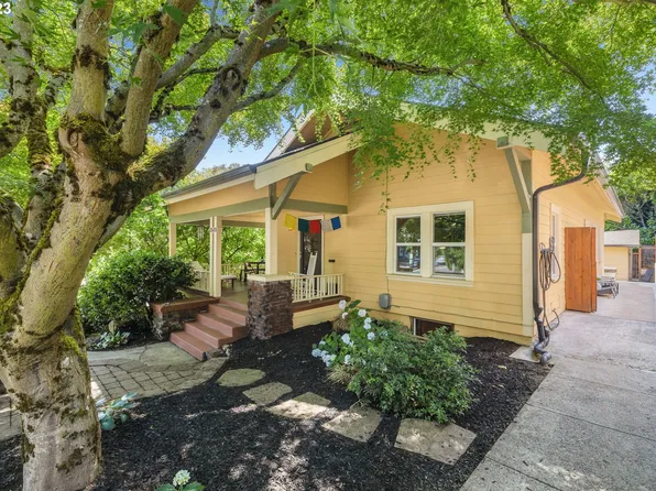 3505 NE 28th Ave, Portland, OR 97212