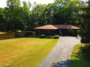 4682 Rootstown Rd, Ravenna, OH 44266