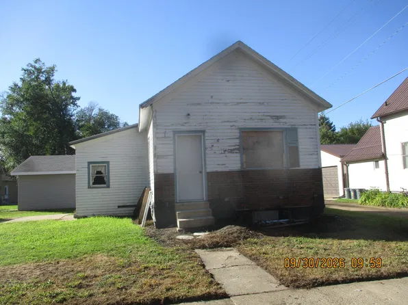 116 3rd Ave NE, Aberdeen, SD 57401