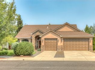 367 Robert Trent Jones Jr Blvd, Eagle Pt, OR