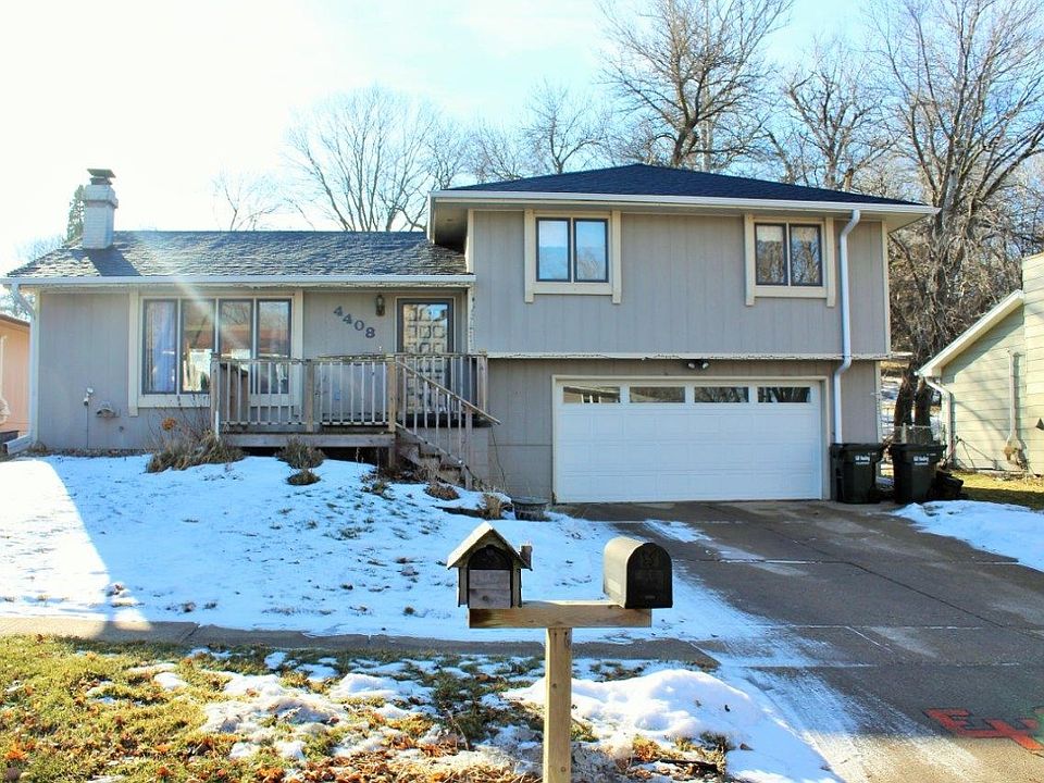 1st image of 4408 Applewood Ave