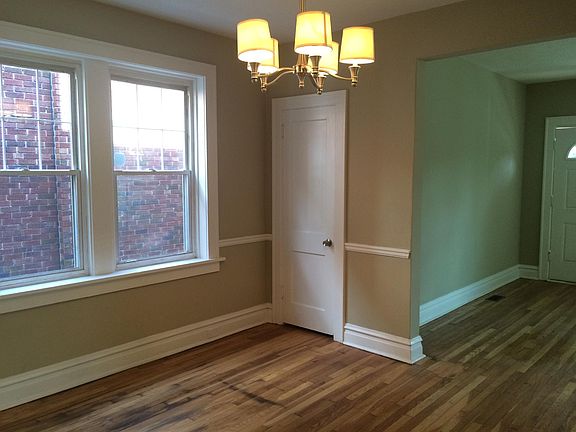 4th image of 4979 Mardel Ave