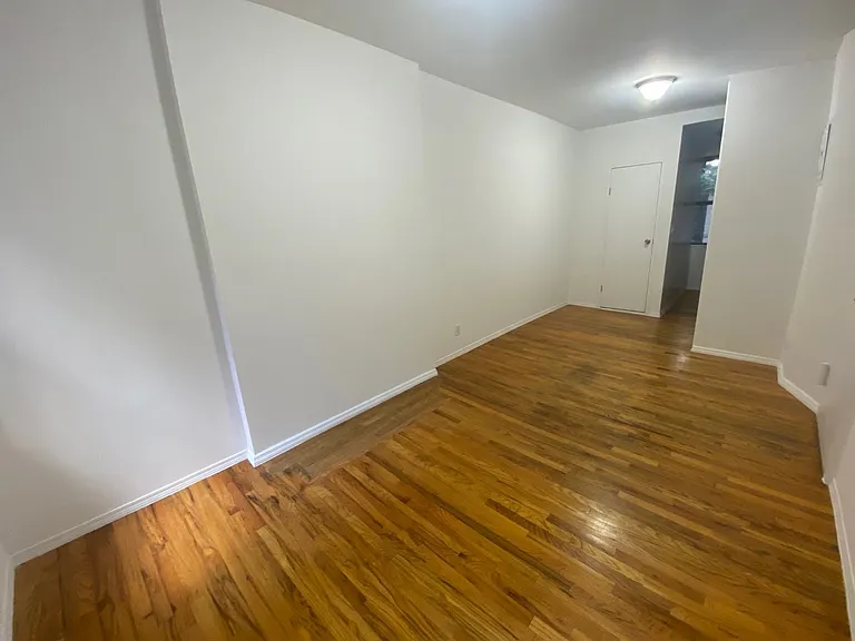21 Jones St #2 — Photo 2