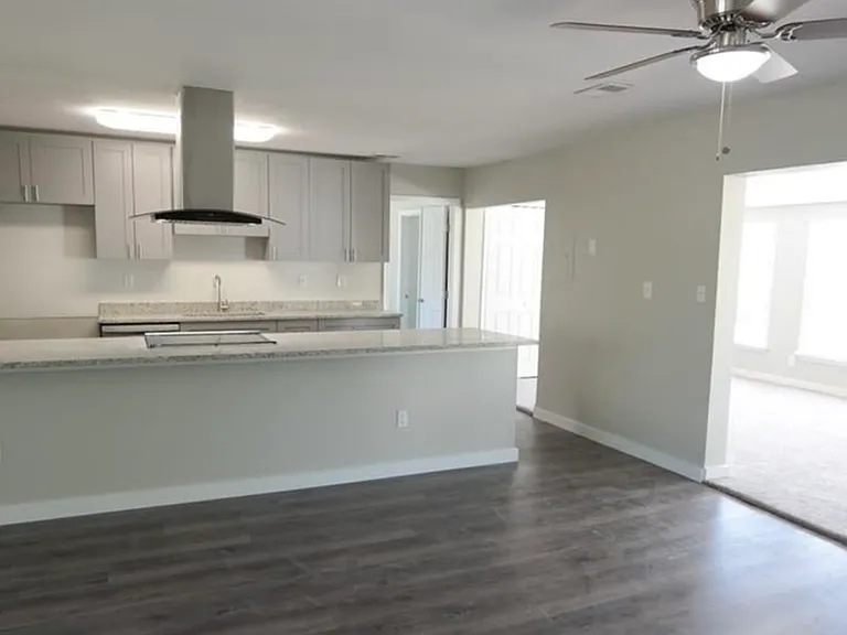 617 De Laura Cir — Photo 12