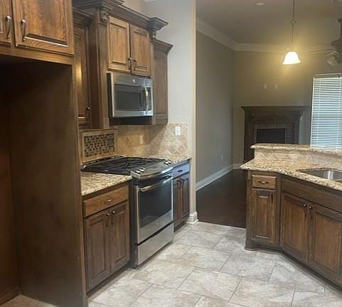 2nd image of 6112 Pampus Ln