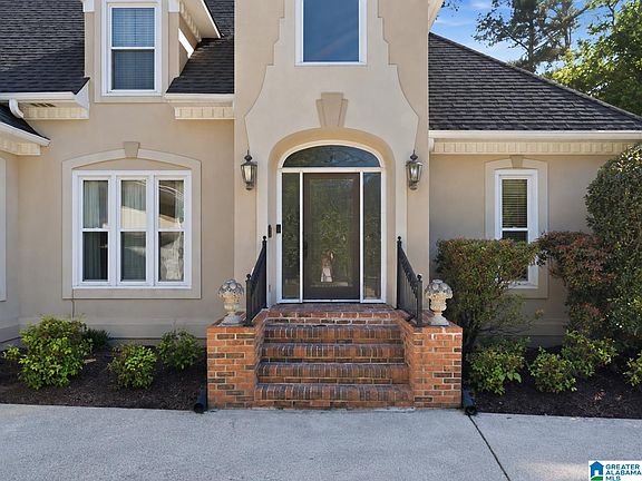4th image of 3557 Chippenham Dr