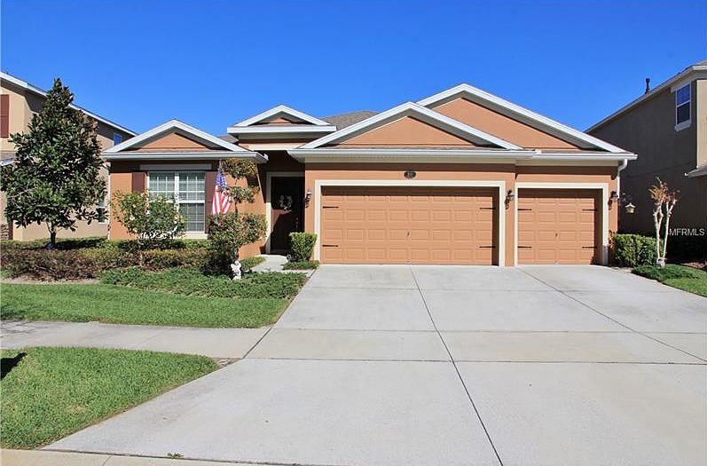 1st image of 211 Victoria Trails Blvd