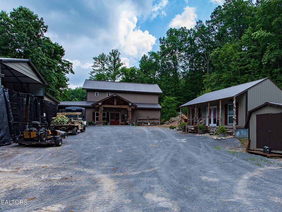1st image of 700 Damewood Hollow Rd