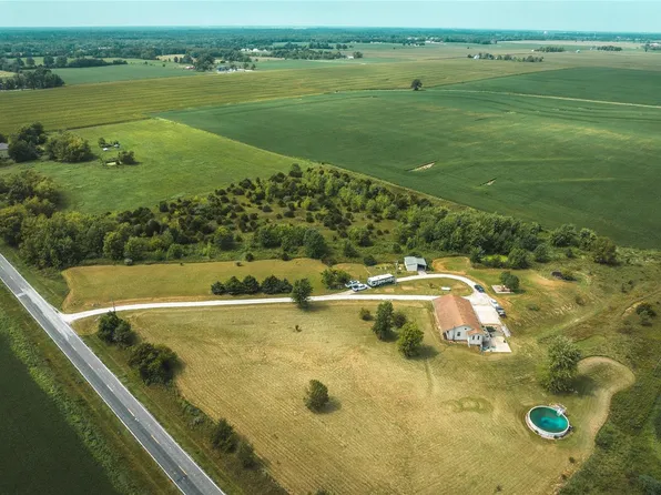 13101 E Highway Ff, Centralia, MO 65240