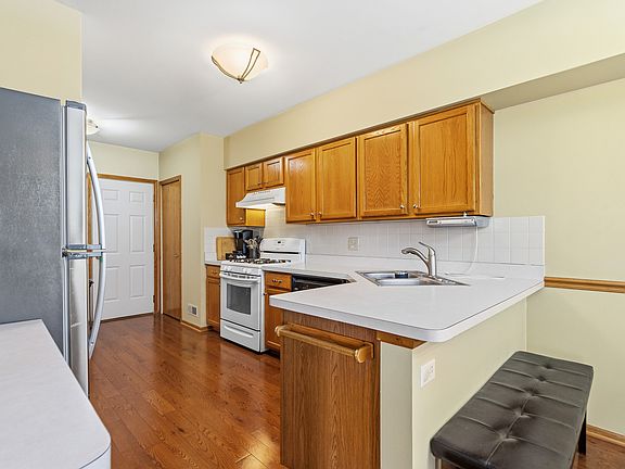 3rd image of 16719 S Sunset Ridge Ct