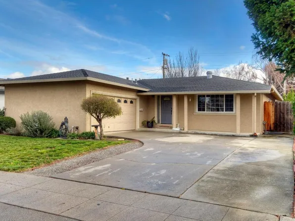 934 Camellia Way, San Jose, CA 95117