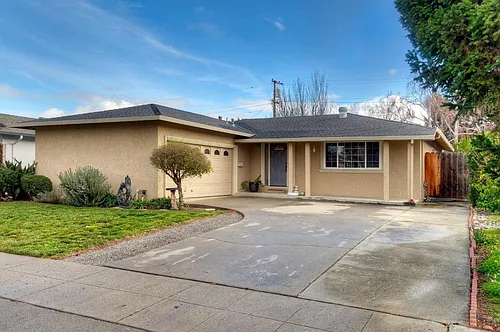 934 Camellia Way Photo 1