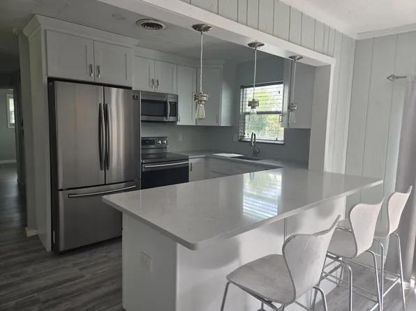 856 SW Rustic Cir, Stuart, FL 34997