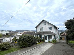 2129 Union Ave #1, North Bend, OR 97459