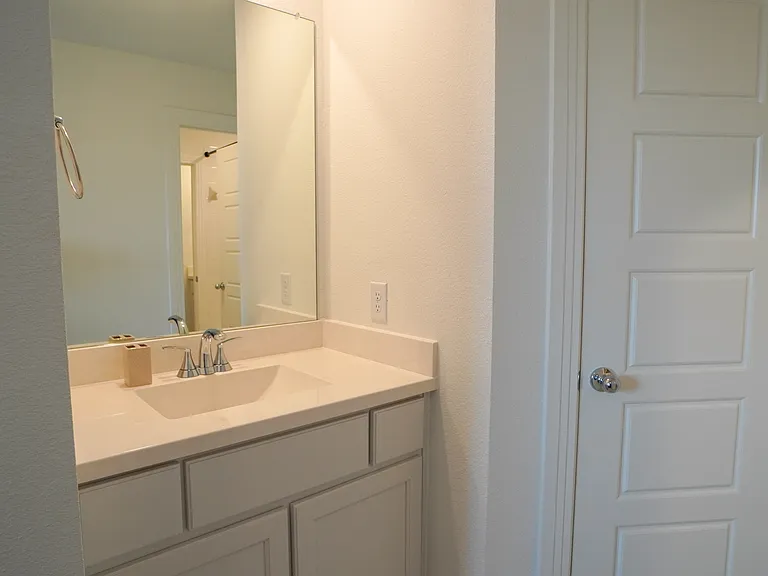 5727 Huffines Blvd — Photo 36