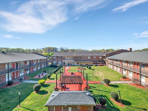 4th image of 3501 E Independence Blvd #100