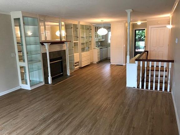 Living Room, looking back towards entry/kitchen