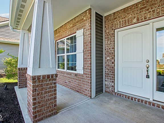 3rd image of 1425 Bigleaf Dr