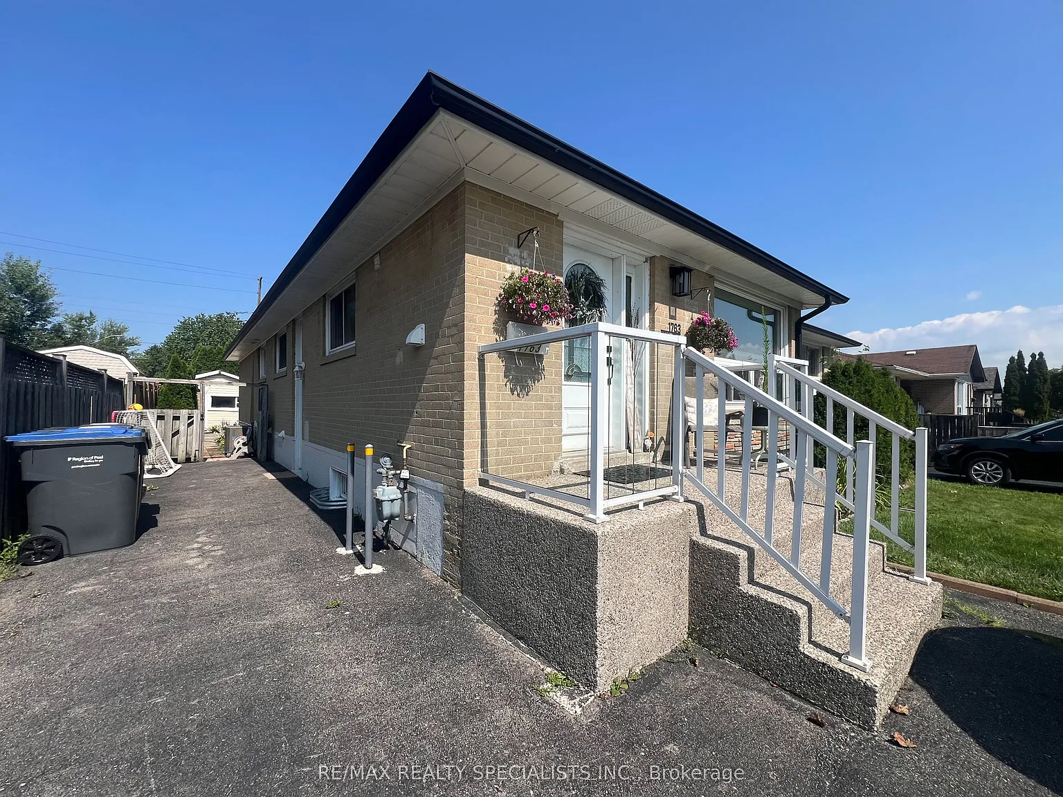2 bed, $2,000 — Photo 1