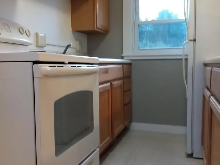 8 Pleasant St #9 — Photo 3