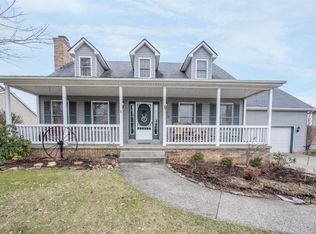 329 Lynnwood Dr, Versailles, KY 40383