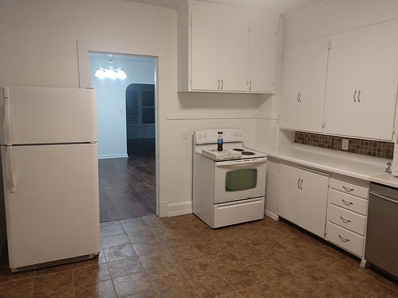 5th image of 1406 1st Ave S