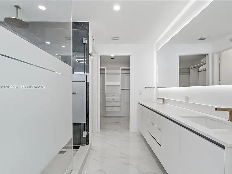 700 NE 24th St #4606 — Photo 24