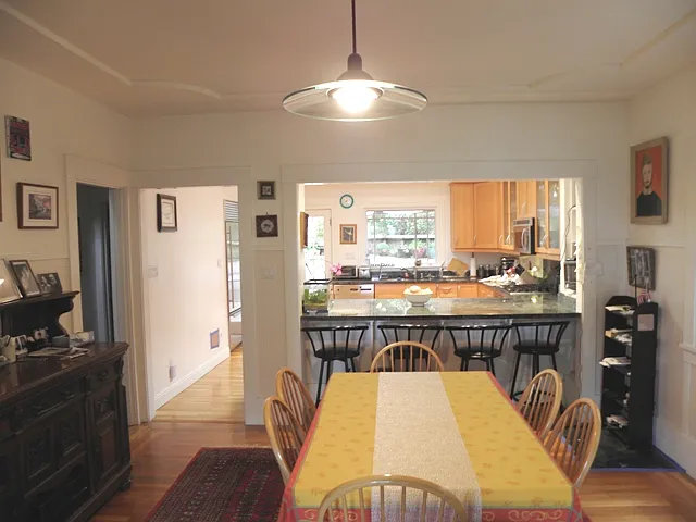 3 bed, 2480 sqft, $6,150 — Photo 4