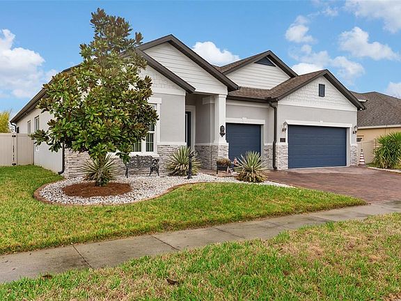 3rd image of 203 Messina Pl