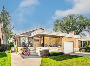 9224 S Richmond Ave, Evergreen Park, IL 60805