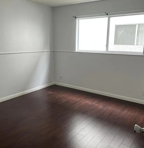 18555 Collins St #C8 — Photo 3