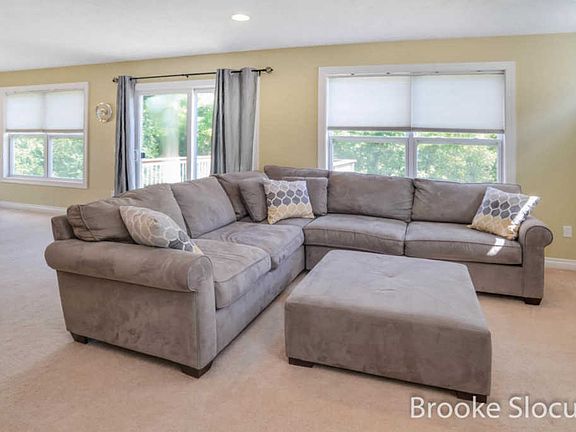 5th image of 1287 Highland Hill Dr SE