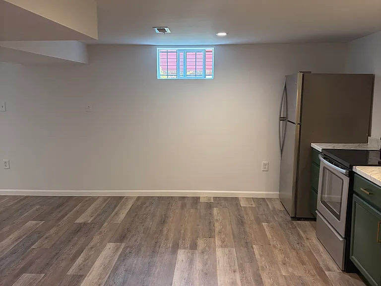 6315 Joslyn Pl — Photo 6